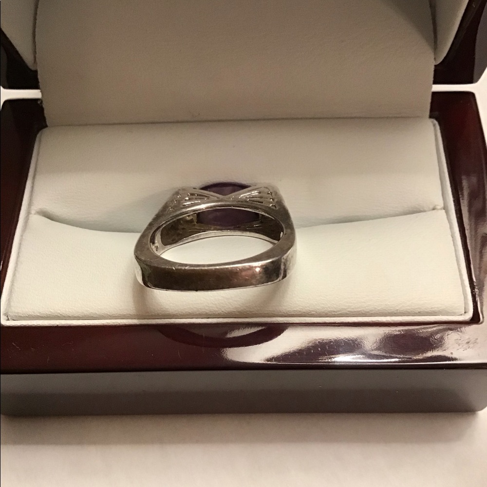 Ring - Picture 4 of 5